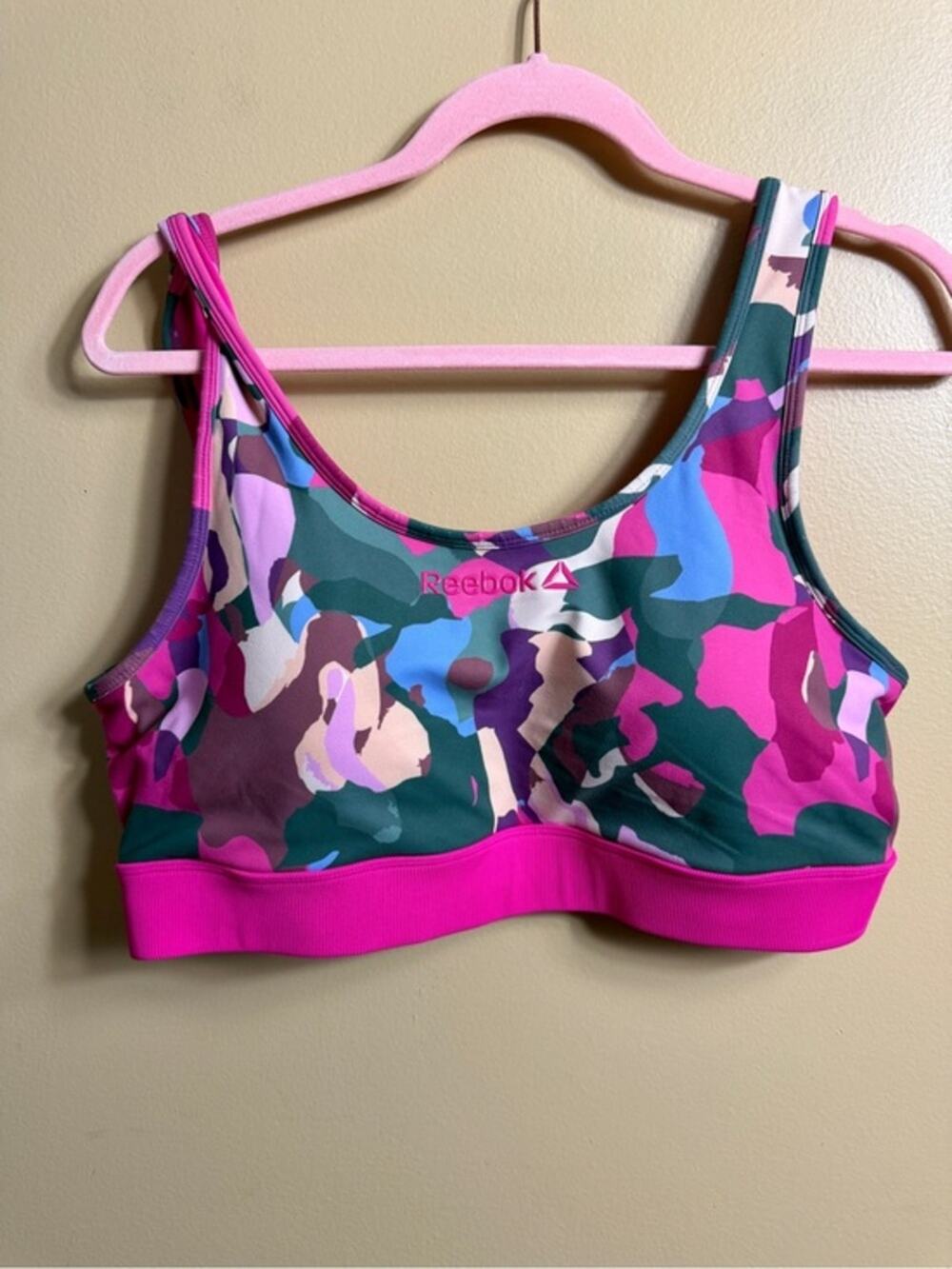 Reebok pink camouflage sports bra XL